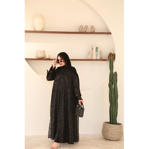 عباية تول مطرزة مع اكمام بليسية
